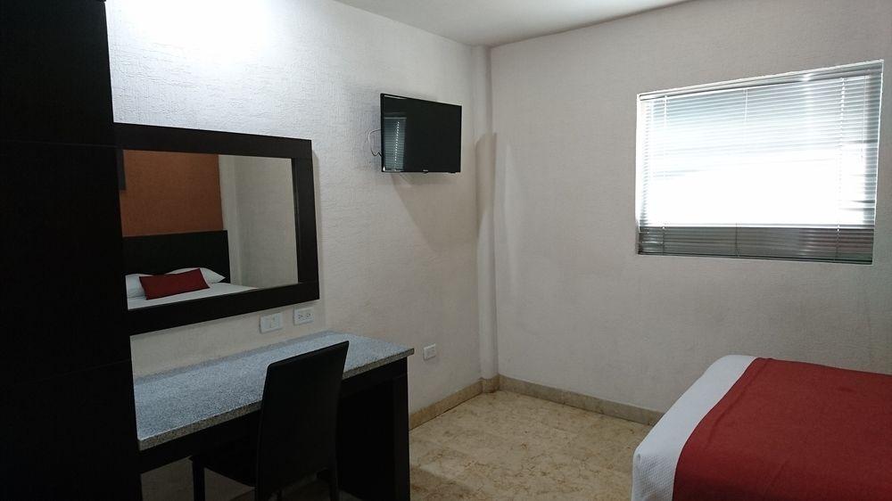 Homesuites Rotarismo Culiacán Eksteriør billede