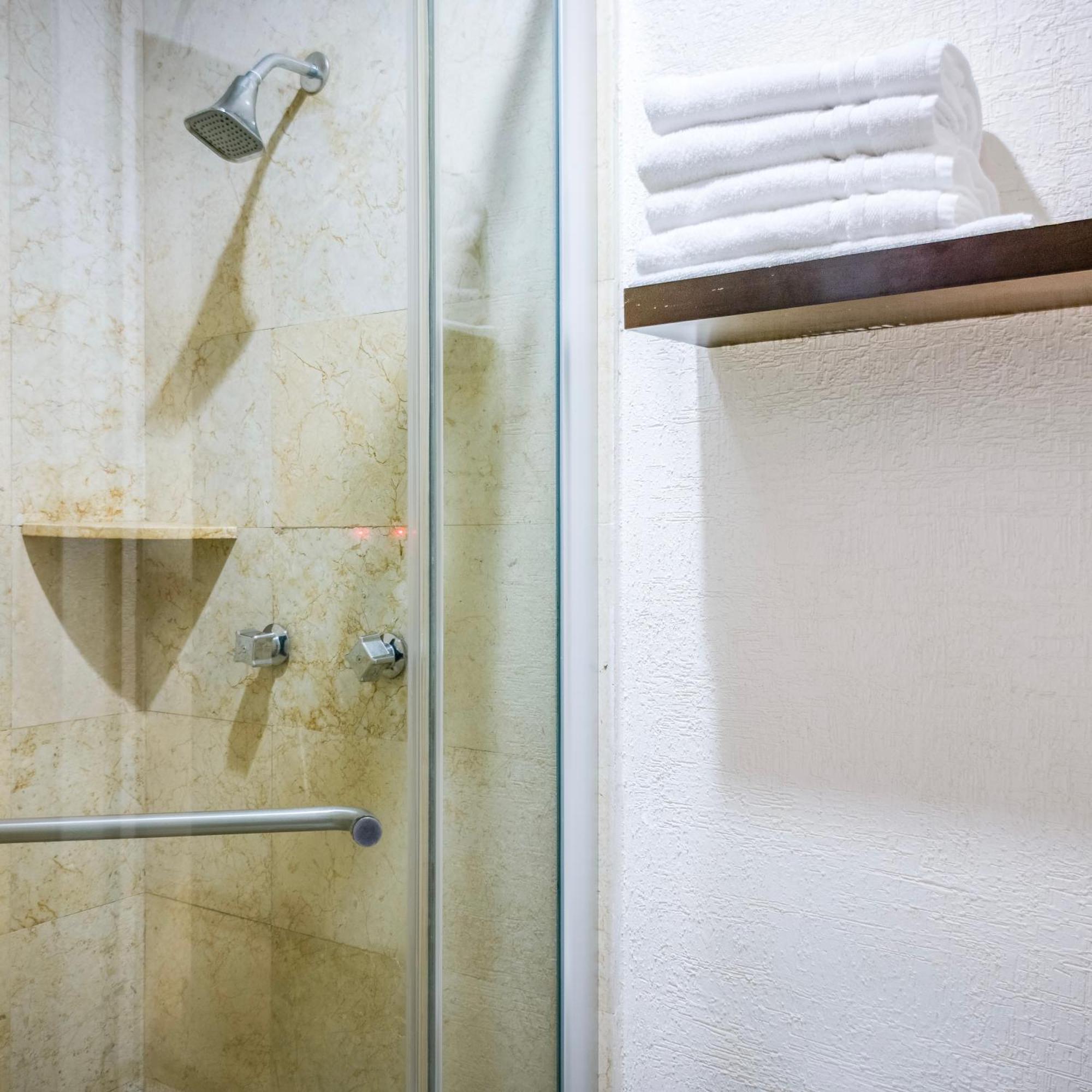 Homesuites Rotarismo Culiacán Eksteriør billede